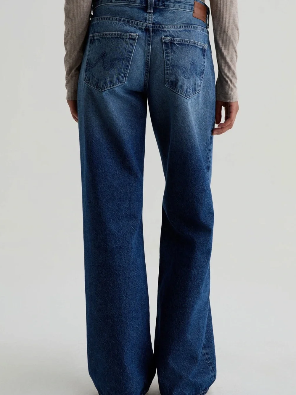 AG Adria Low-Rise Wide Leg Jeans - Picture 4 of 4